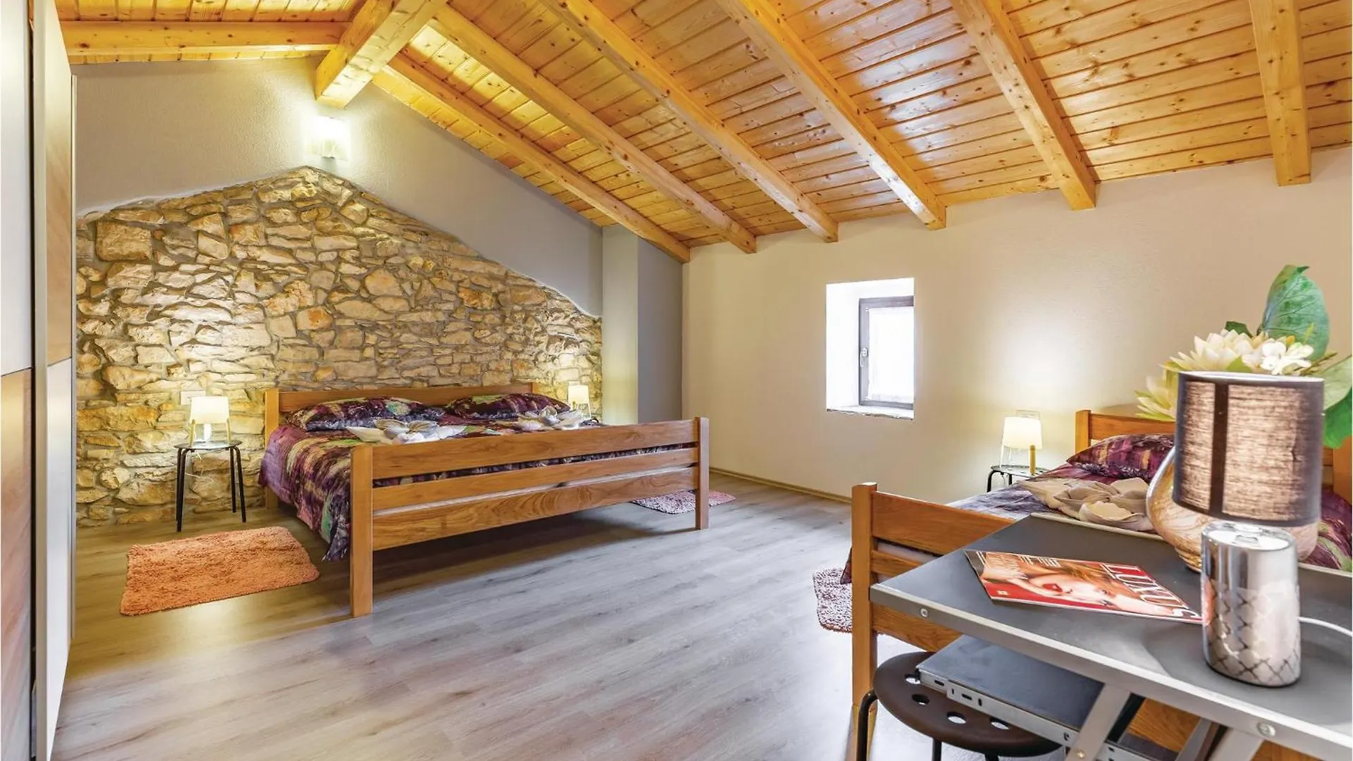 Stunning Home In Peruski With Wifi 0*,  Croacia